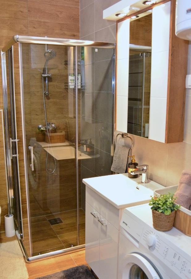 Apartment Ela Subotica Bagian luar foto