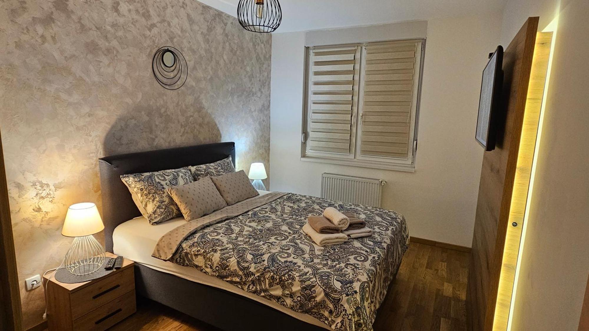 Apartment Ela Subotica Bagian luar foto