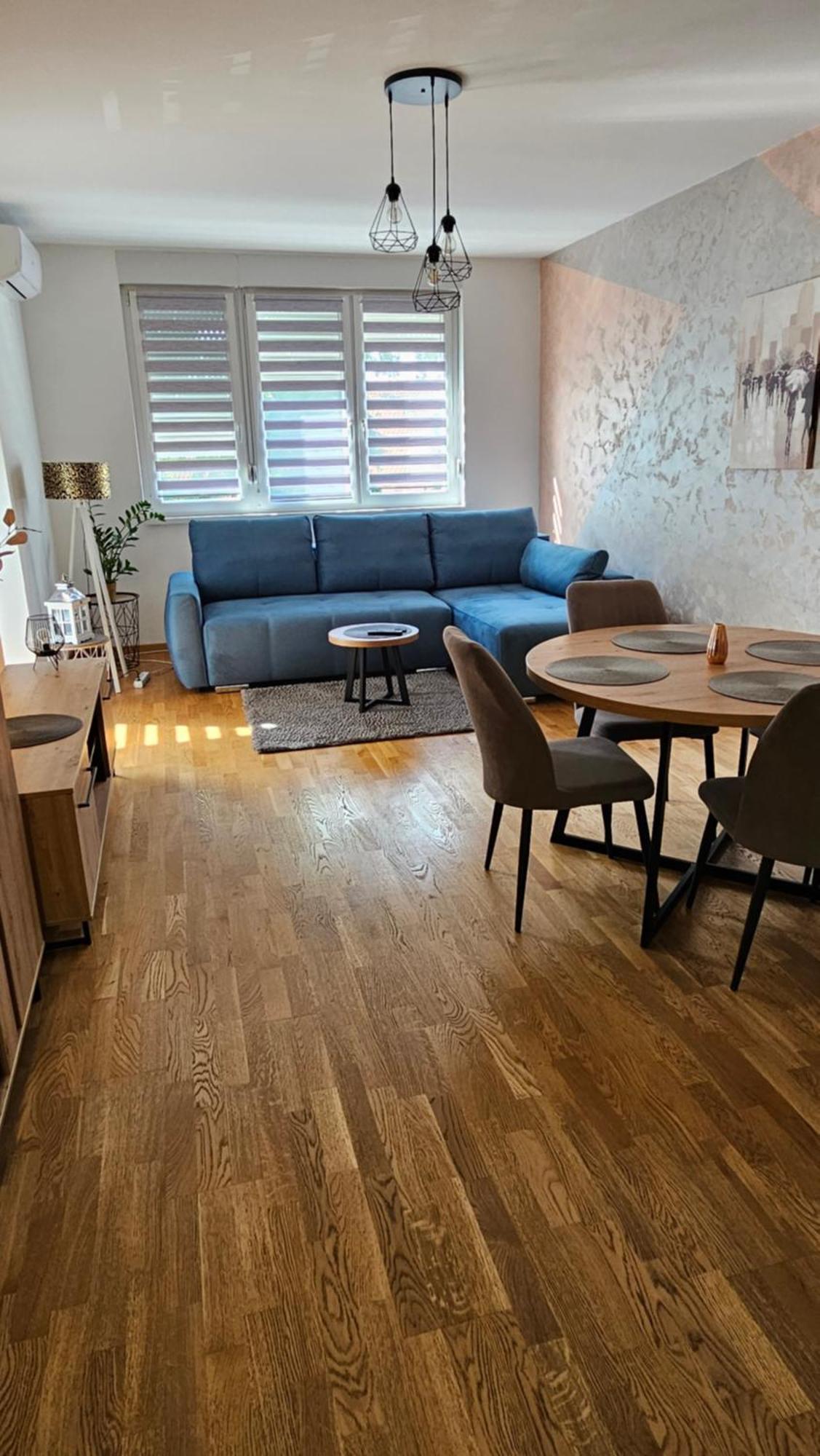 Apartment Ela Subotica Bagian luar foto