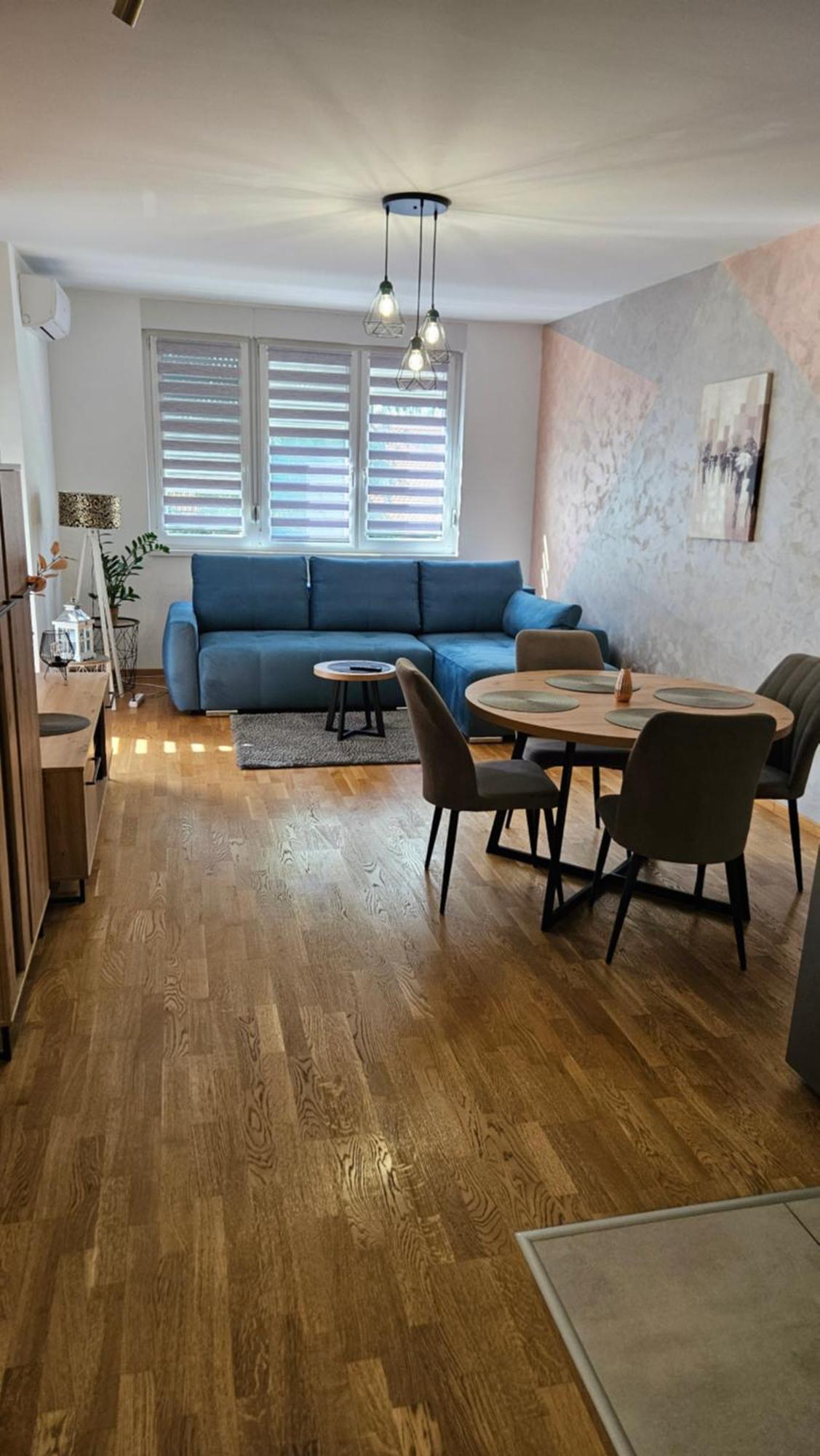 Apartment Ela Subotica Bagian luar foto